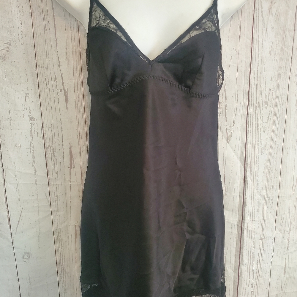 Victoria secret - Picture 3 of 3